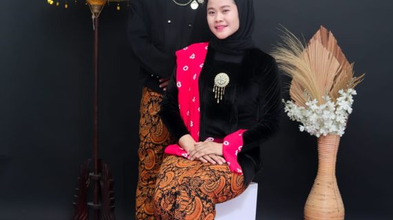 Tiwi dan Romi