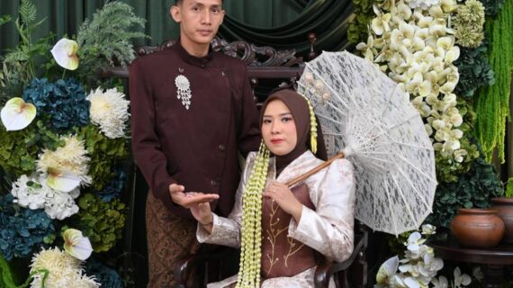 Sephia dan Fikri
